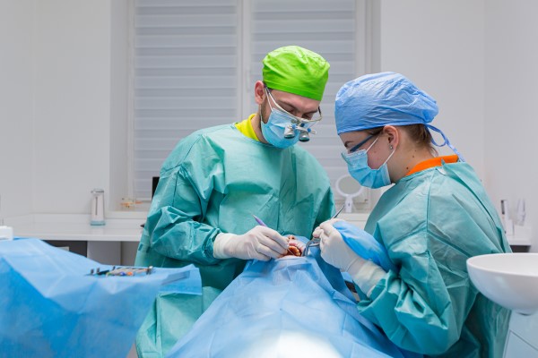 Implant Retained Dentures For Better Chewing Function